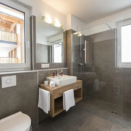 In Near Grafenberg Lift Apartment *
